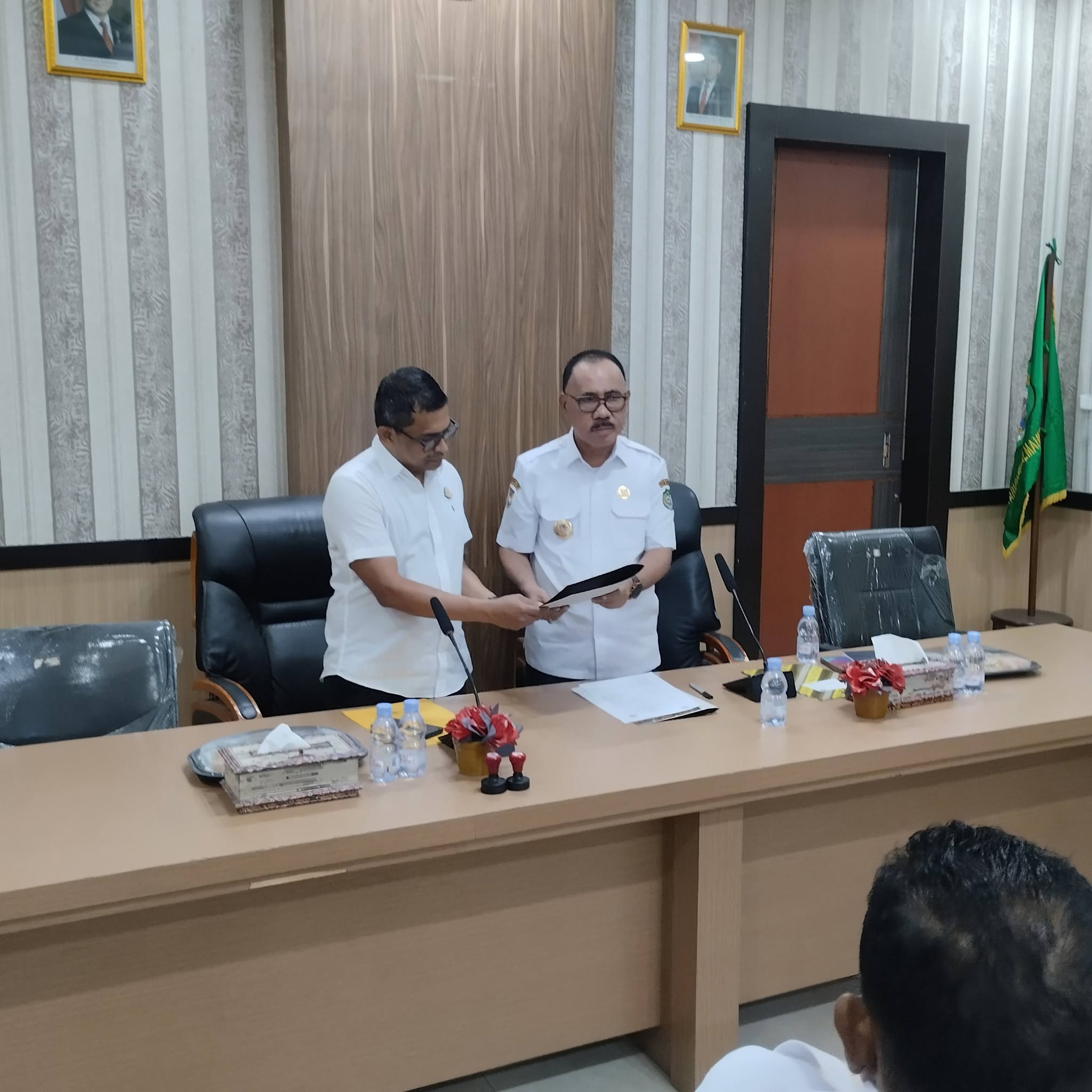 PEMKAB DAN KEJARI HALMAHERA BARAT PERKUAT SINERGITAS MELALUI PENANDATANGANAN NOTA KESEPAKATAN BERSAMA